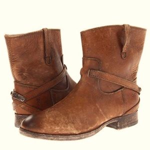 Frye Lindsay Plate Short Boot